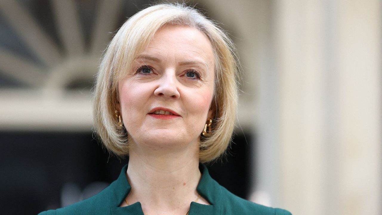 Liz Truss contests £12,000 bill over use of Chevening country house
