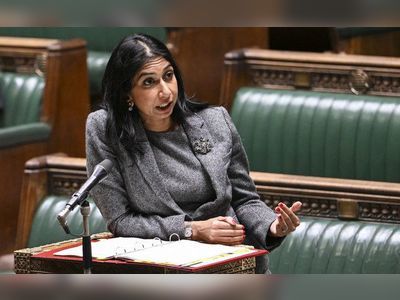 UK home secretary accused of double standards over refusing entry to Sudanese refugees