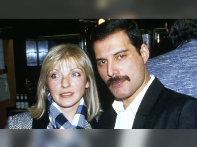 Freddie Mercury: Queen star's friend Mary Austin to auction his personal treasures