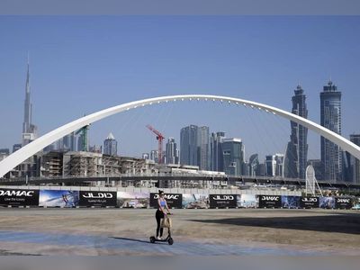 UK convicts couriers who flew £100 million of cash to Dubai in suitcases