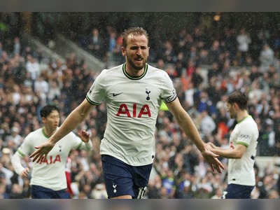 Kane hints he will talk to Daniel Levy about Tottenham’s next manager