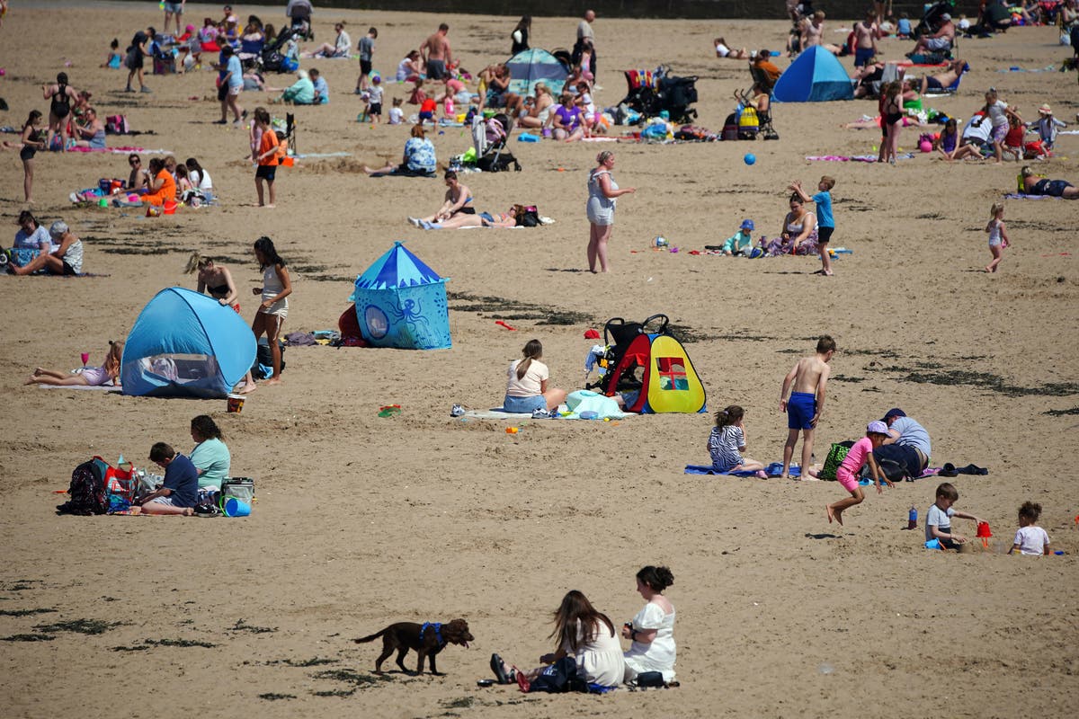 UK Experiences Hottest Day of Year So Far as Temperatures Soar Across the Country