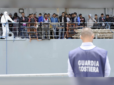 Medical charity vessel MSF rescues 599 migrants off Italian coast
