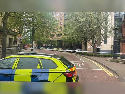 Belfast: Man held after hostage 'ordeal' at Clayton Hotel
