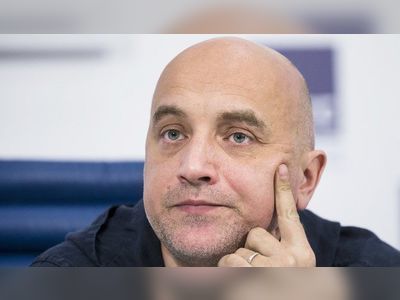 Pro-Kremlin novelist injured in car explosion in Russia