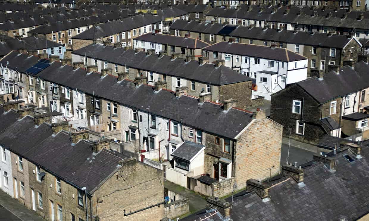 UK Mortgage Lending Hits Record Low Amid Housing Market Stress