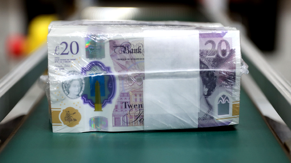 £9 billion worth of old banknotes and coins still lying around in UK homes