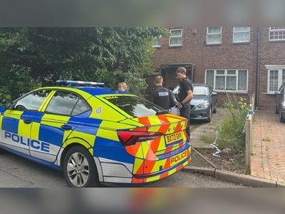 Tragic Death of a Man in His Forties and a Five-Year-Old Boy in Leicester Under Investigation